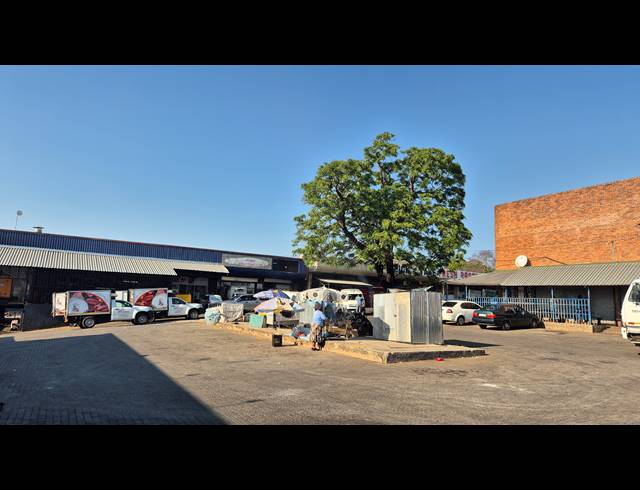 250M² RETAIL TO LET IN WHITE RIVER CENTRAL